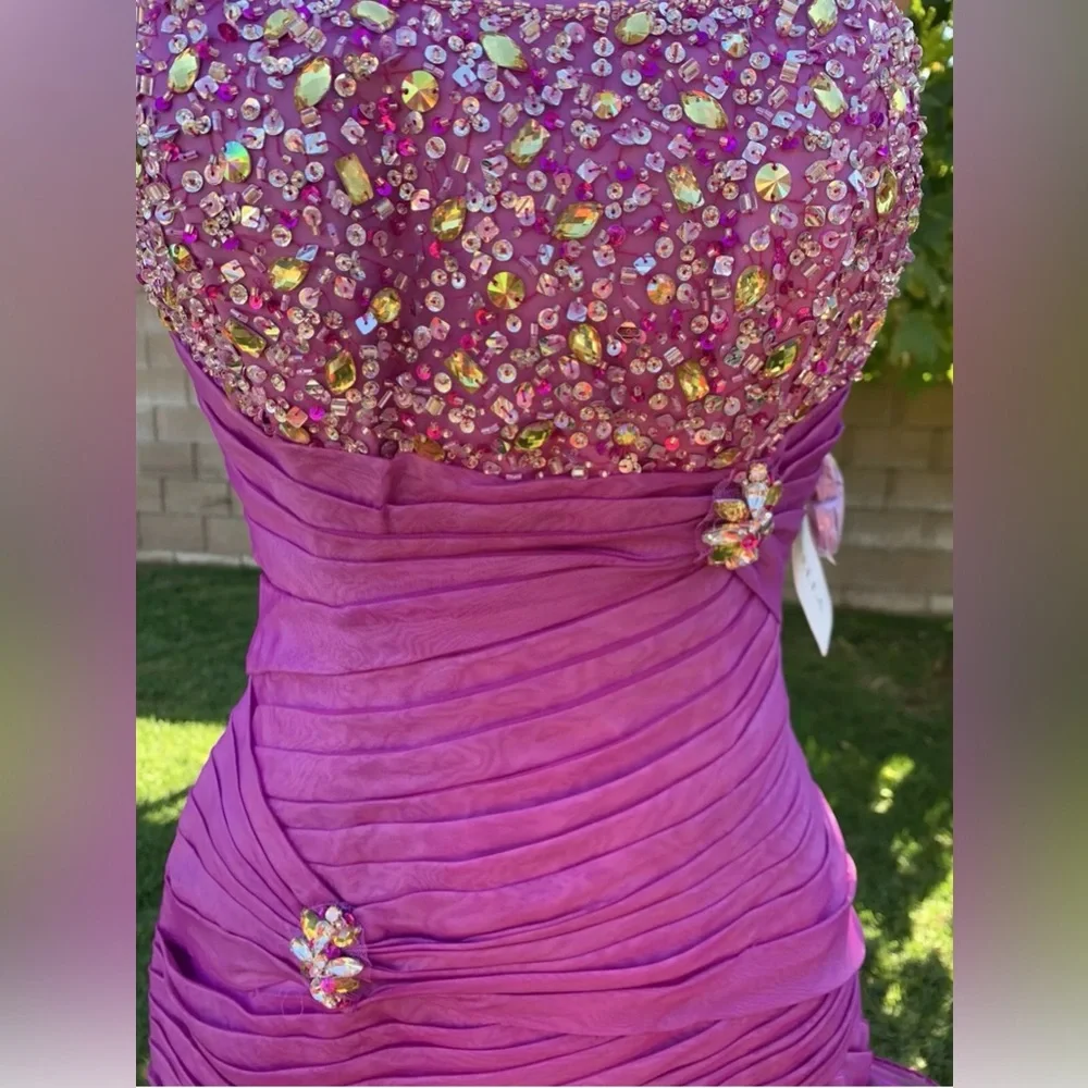 Purple Gown - Picture 4 of 10